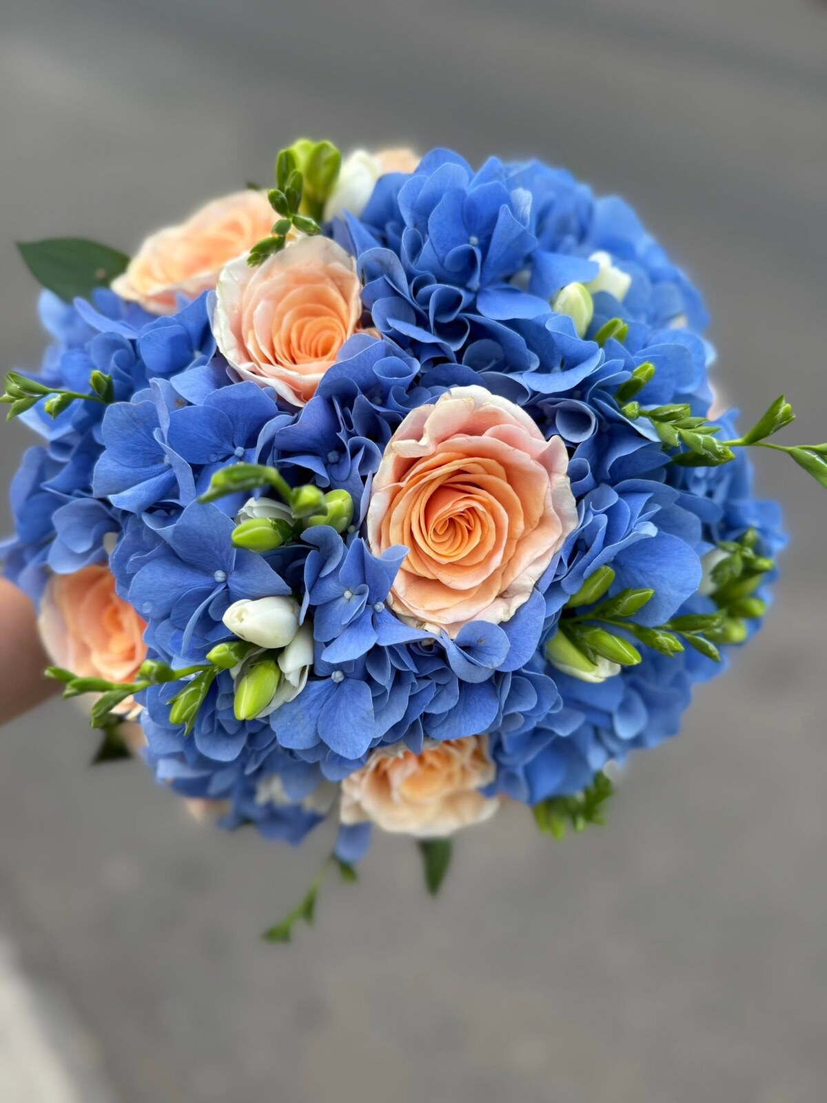 Buchet Safir